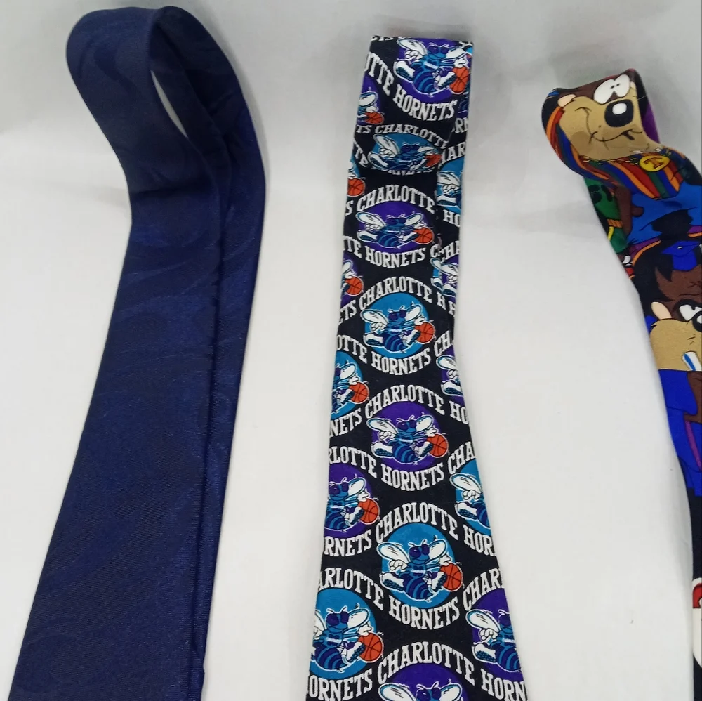 Vintage NBA Charlotte Hornets Men's Silk Neck Tie RM Sports - Picture 3 of 5